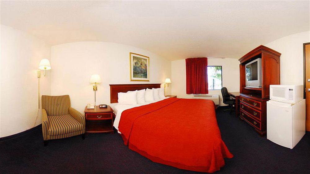 Quality Inn O'Fallon Il - St Louis Exterior foto